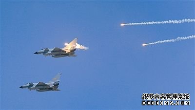 中国飞行员曾驾驶幻影2000战机参加法军演习